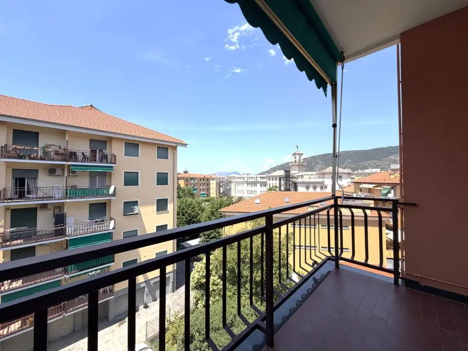 5 locali in vendita a Sestri Levante