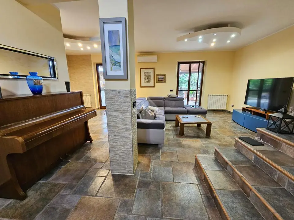 Villa a schiera in vendita a Reggio Di Calabria