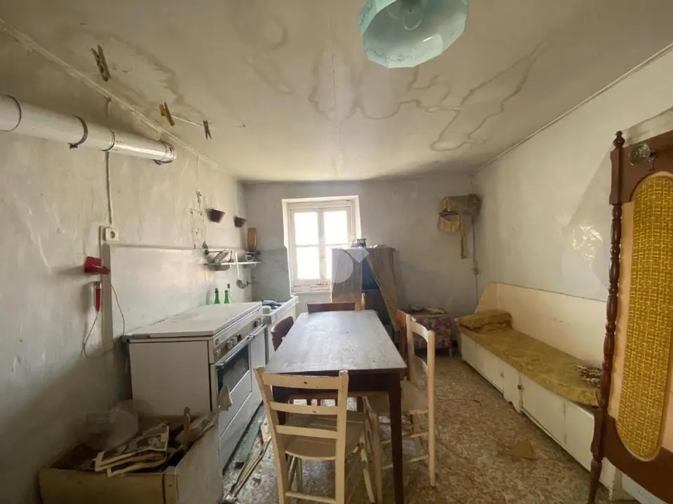 Casa semindipendente in vendita a Montoggio