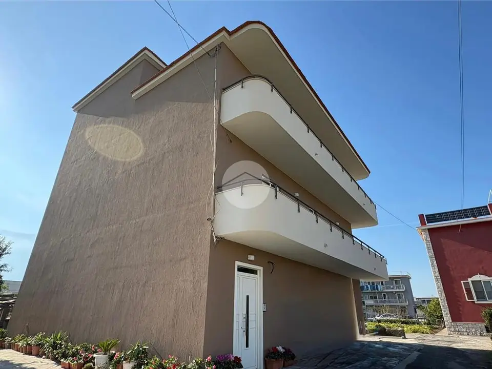 Casa semindipendente in vendita a Castellammare Di Stabia