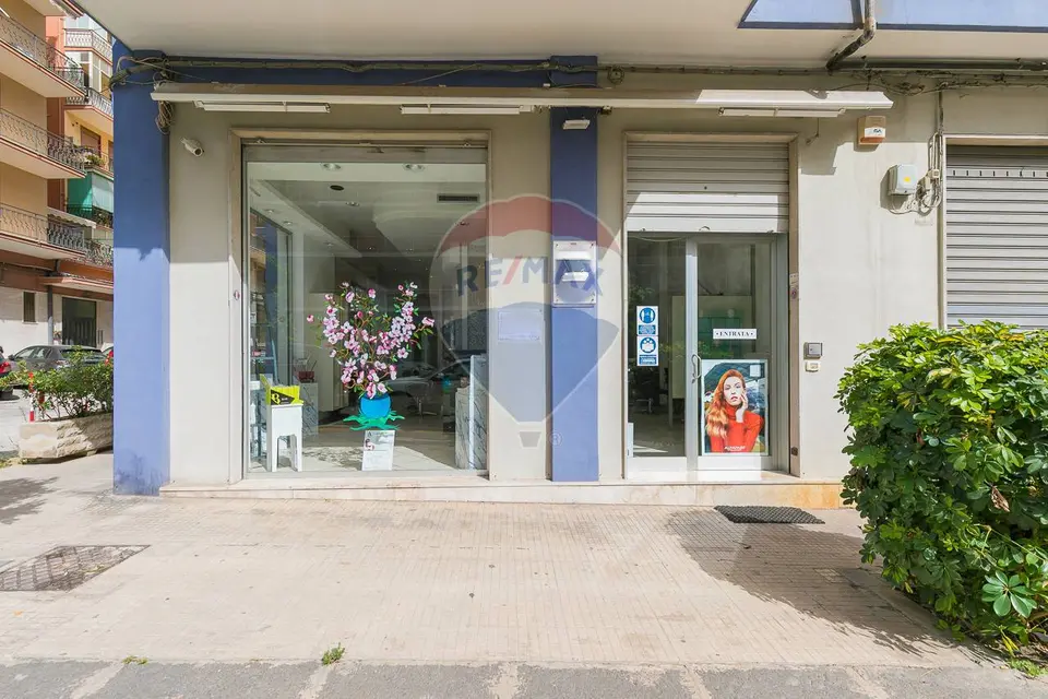 Locale Commerciale in Vendita a Siracusa