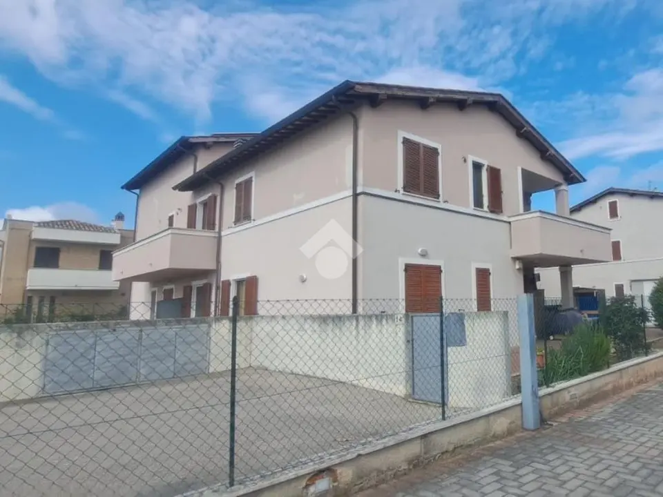 Quadrilocale in vendita a Spello