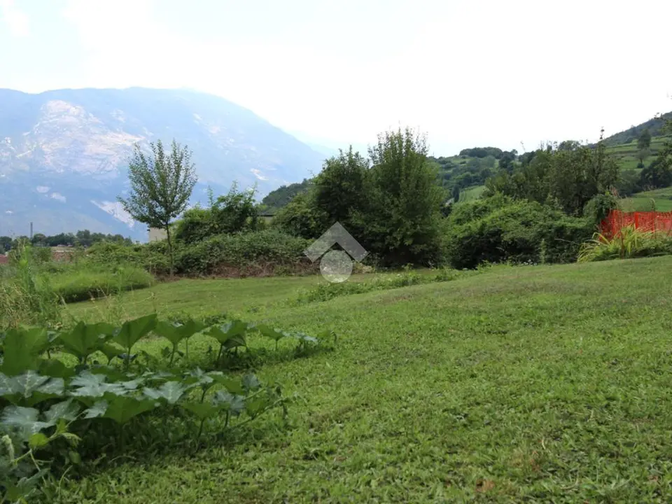 Ter. residenziale in vendita a Isera