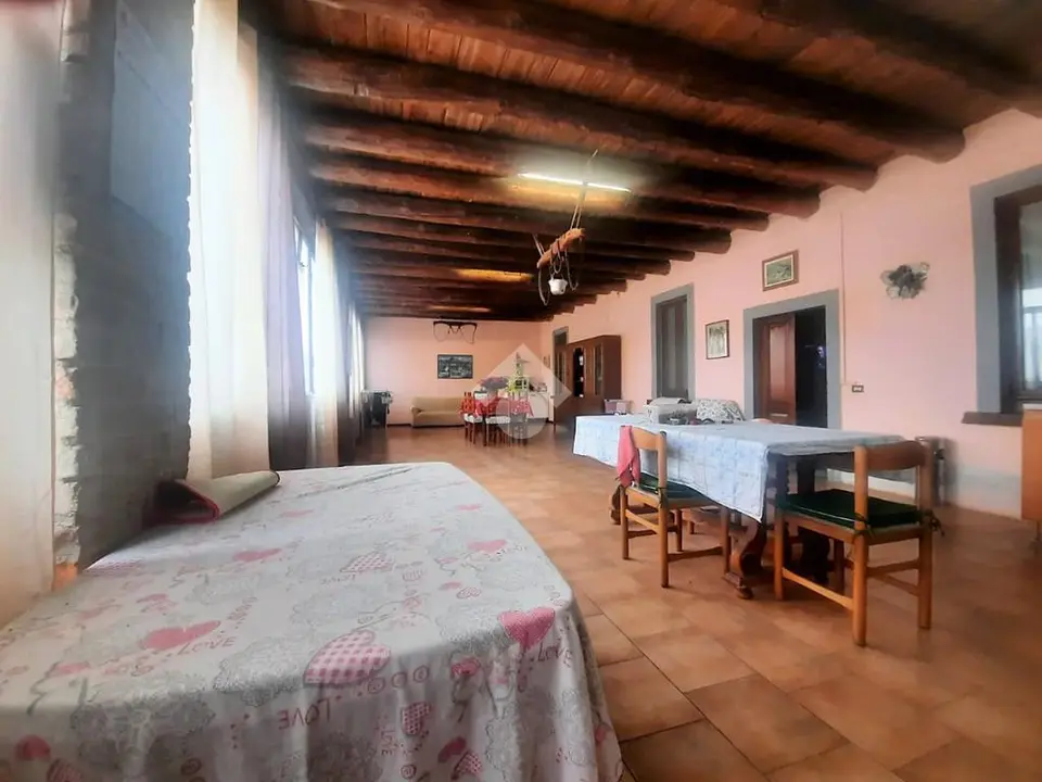 Rustico in vendita a Calcinate
