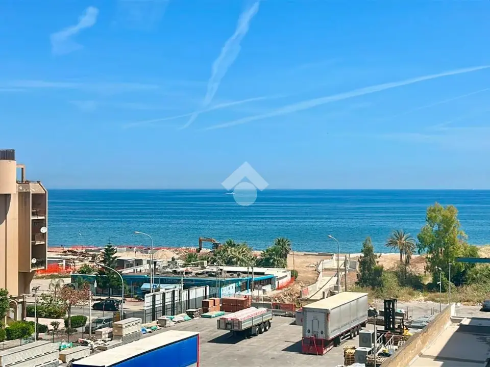Quadrilocale in vendita a Palermo