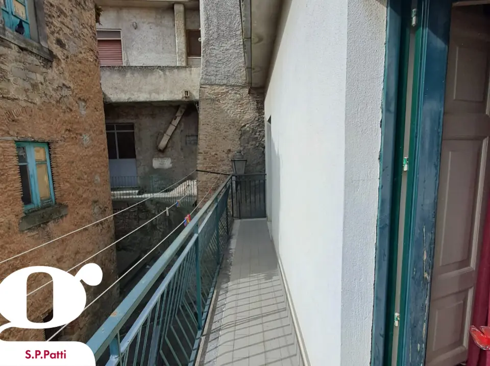 Appartamento in via G. Verdi 2, San Piero Patti (ME)