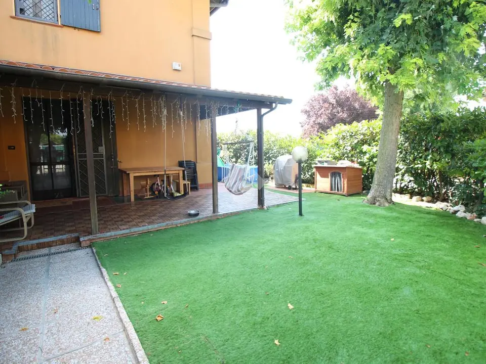 Casa semindipendente in vendita a Medicina