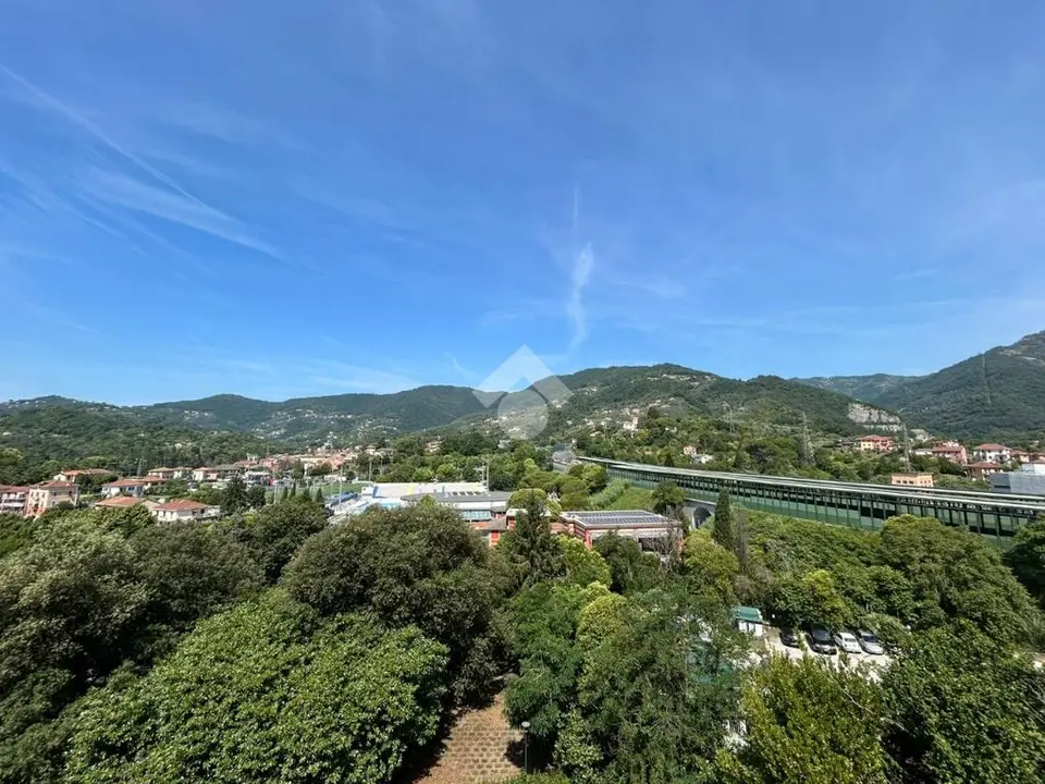 Trilocale in vendita a Rapallo