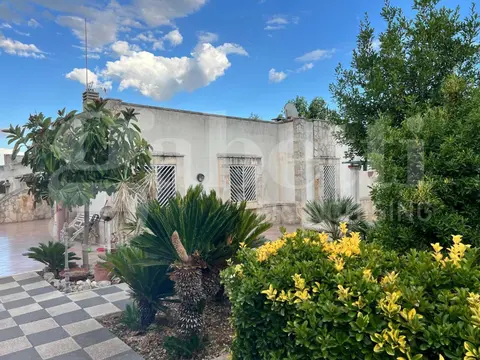 Villa in VIA SPEZIALE 53, Taranto (TA)