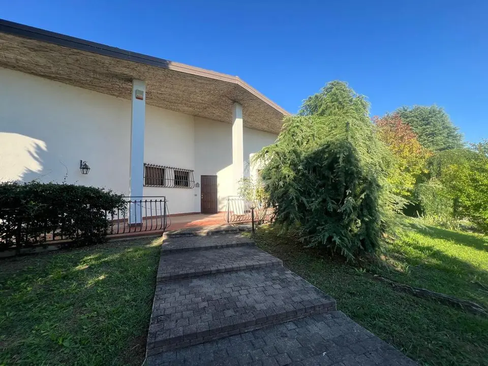 Villa singola in vendita a Fara Gera D'Adda