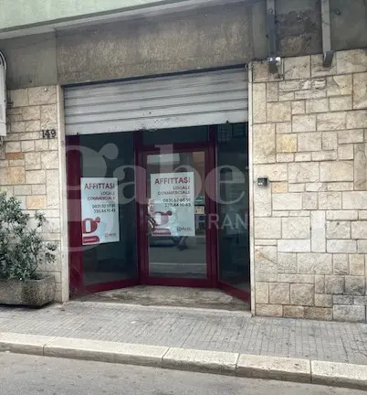 Negozio in Viale S. Giovanni Bosco 149, Brindisi (BR)