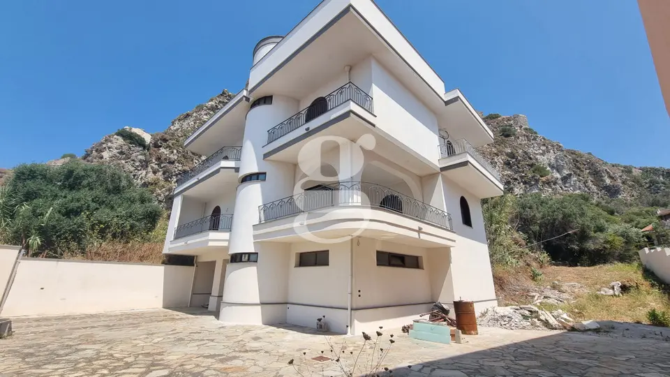 Villa in Via Grotta Polifemo snc, Milazzo (ME)