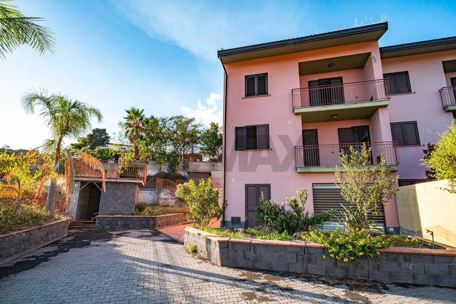 Villa a schiera in Vendita a Aci Castello