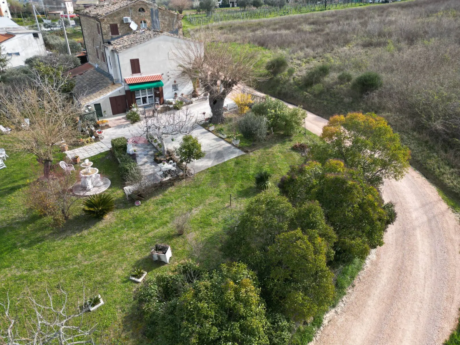 Casa Semindipendente in Vendita a Cupramontana