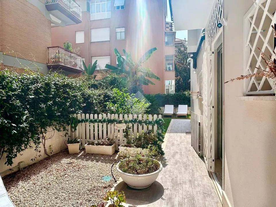 5 locali in vendita a Roma