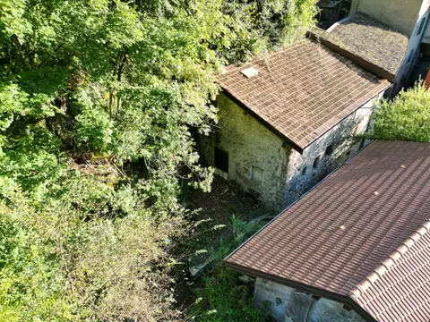 Casa Indipendente in Via Trebisonda  snc, Valsolda (CO)