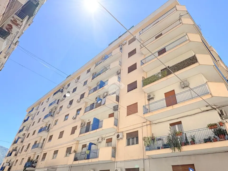 6 locali in affitto a Palermo