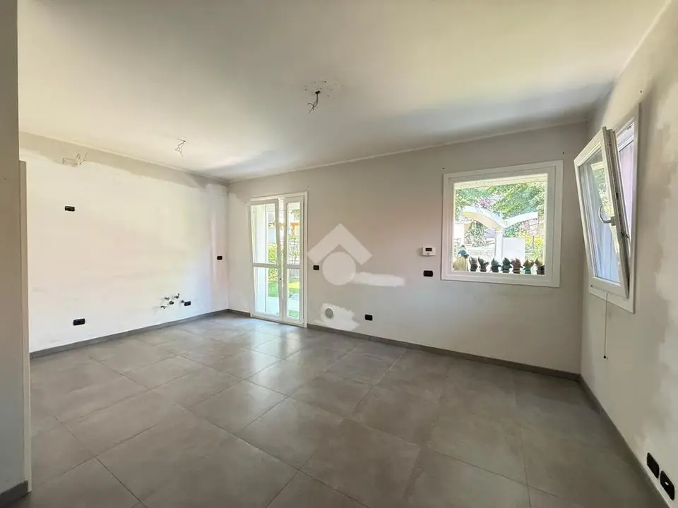Quadrilocale in vendita a Desenzano Del Garda - Capolaterra