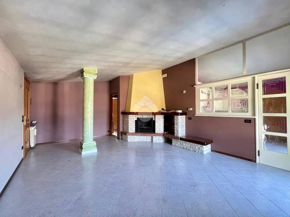 Quadrilocale in vendita a Onore