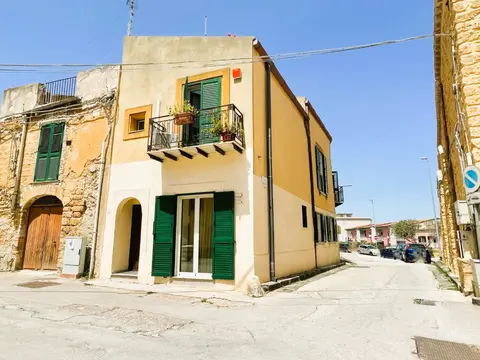 Appartamento in Via Salita Madonna Degli Angeli 30, Agrigento (AG)