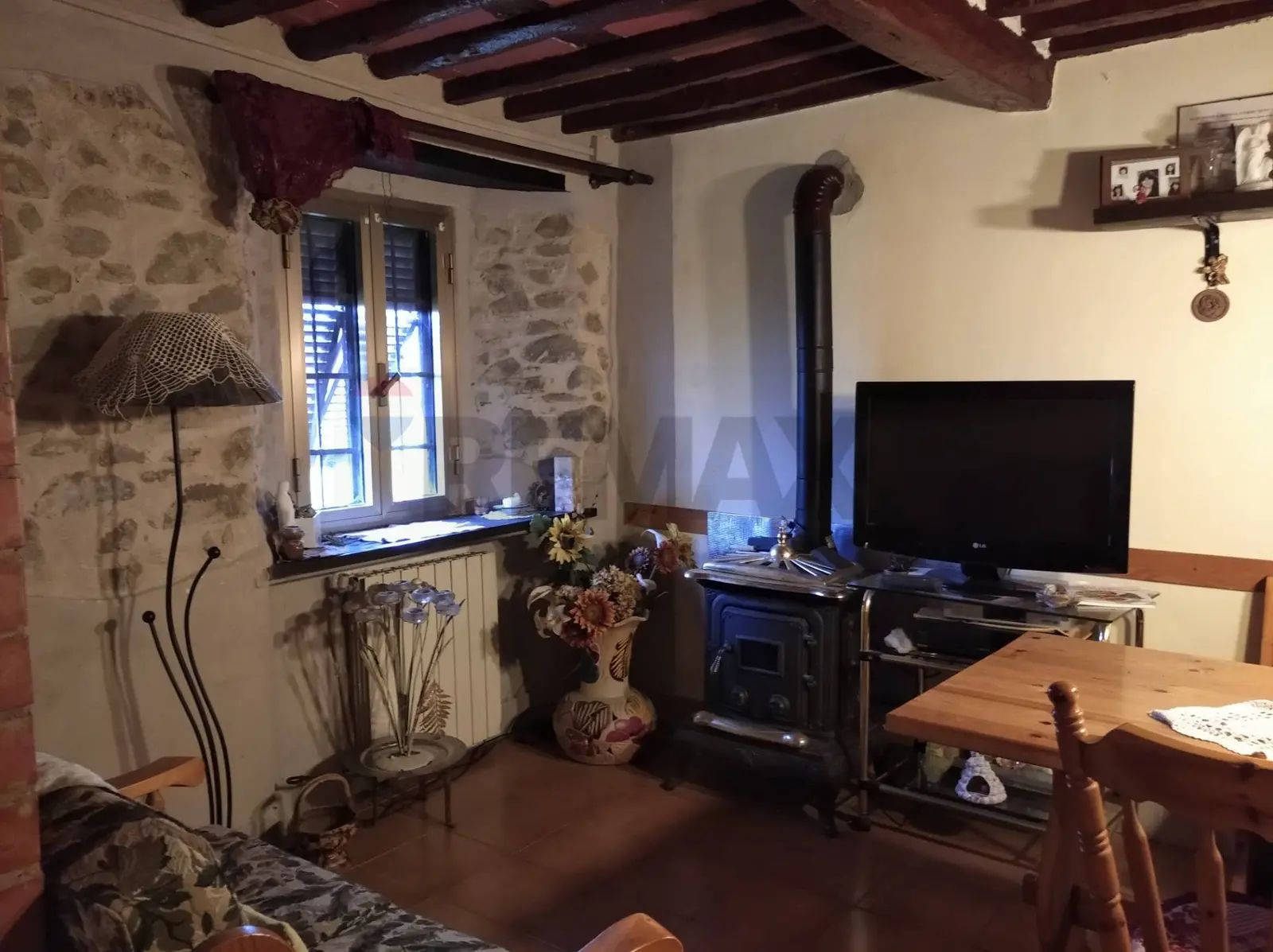 Casa Semindipendente in Vendita a Villa Basilica