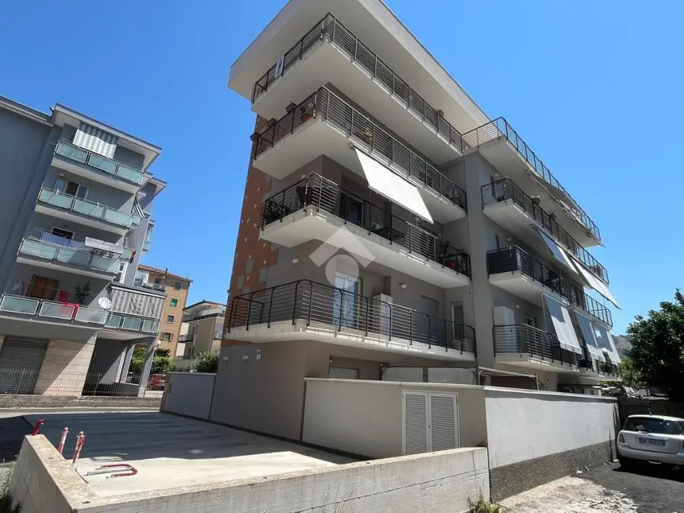 Trilocale in vendita a Baronissi