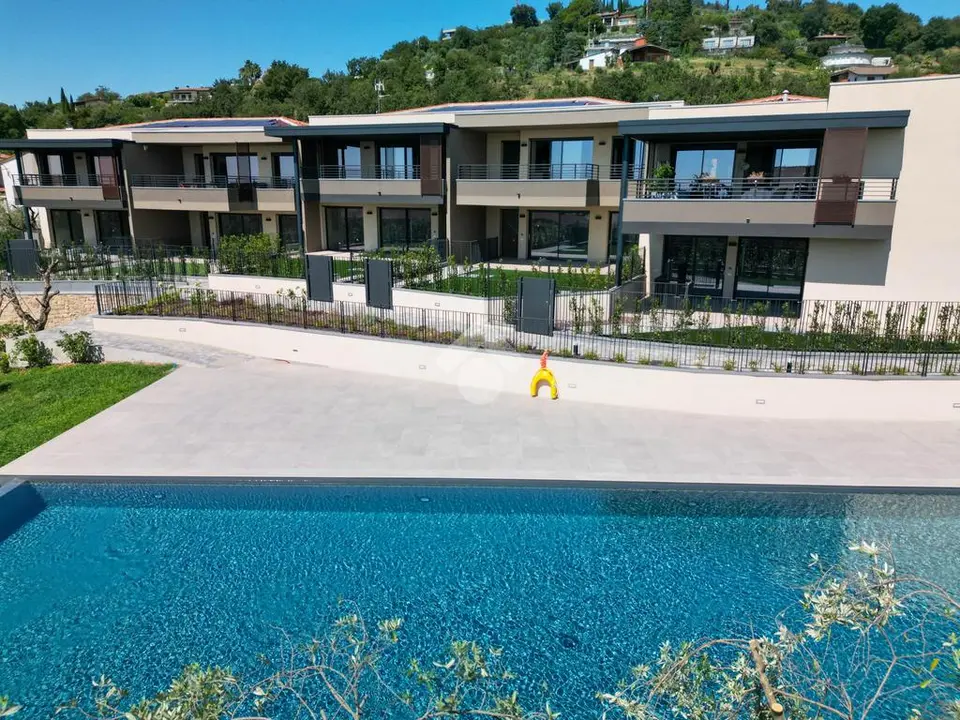 Quadrilocale in vendita a Padenghe Sul Garda