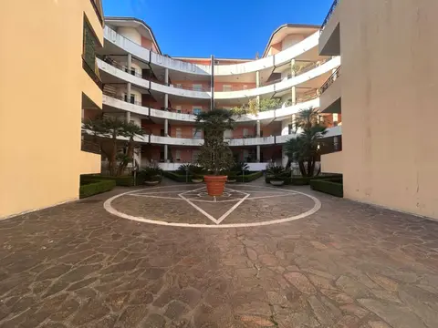Appartamento in VIA MEDAGLIA D'ORO LORENZO CUTUGNO 27, Barcellona Pozzo di Gotto (ME)