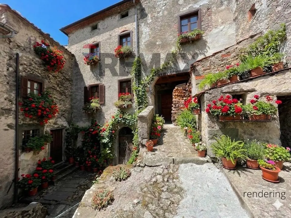 Casa Semindipendente in Vendita a Bagni di Lucca