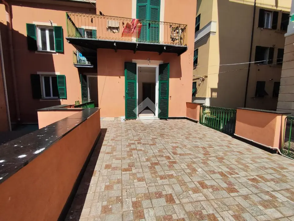Quadrilocale in vendita a Genova