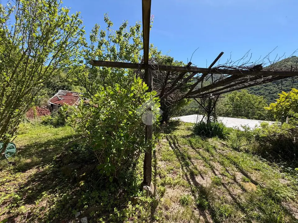 Casa semindipendente in vendita a Serra Riccò