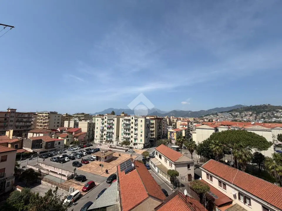 Quadrilocale in vendita a Salerno