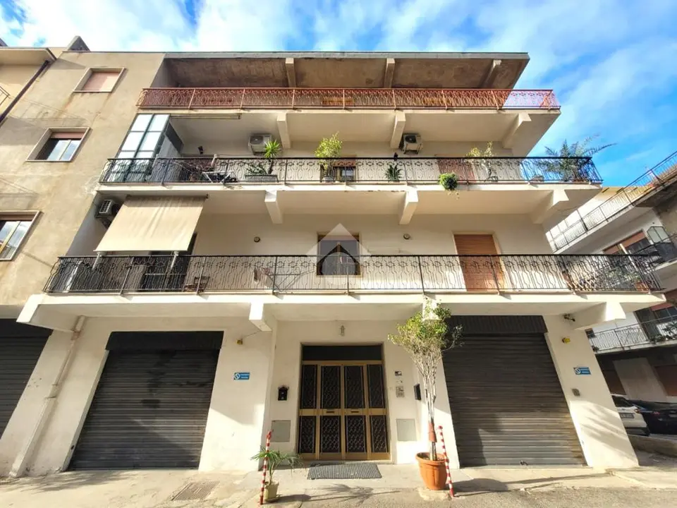 Rustico in vendita a Reggio Di Calabria