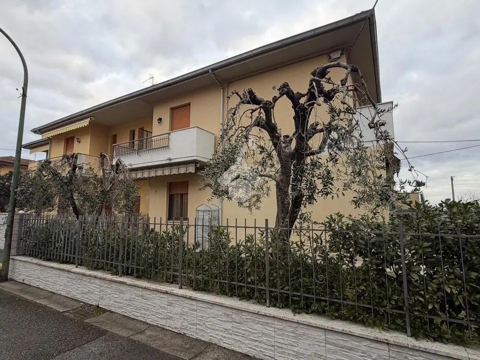 Casa semindipendente in vendita a San Miniato