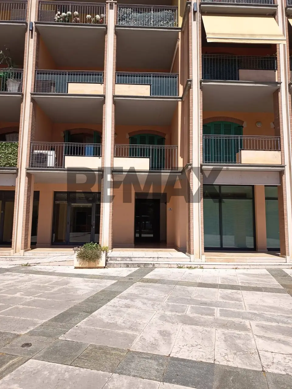 Magazzino in Vendita a Salsomaggiore Terme