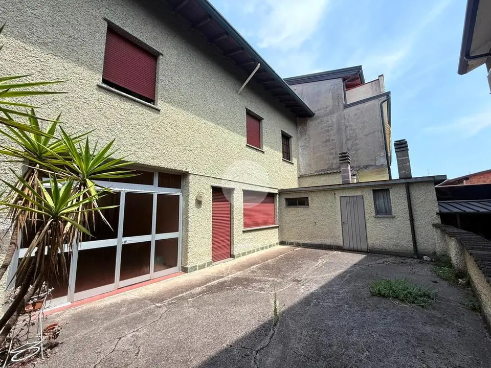 Casa indipendente in vendita a Castrezzato