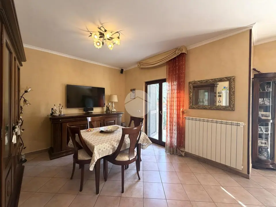 Villa a schiera centrale in vendita a Anzio