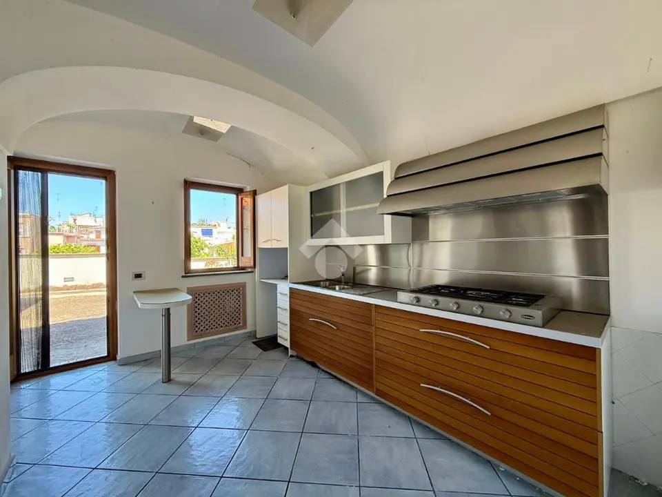 Quadrilocale in vendita a Ischia
