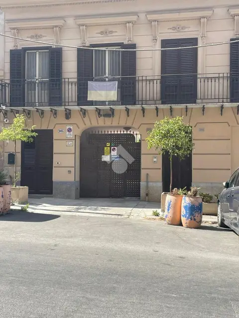 Quadrilocale in affitto a Palermo