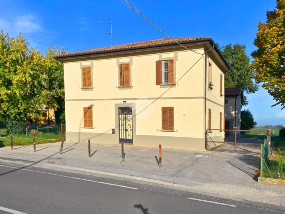 Casa indipendente in vendita a Budrio