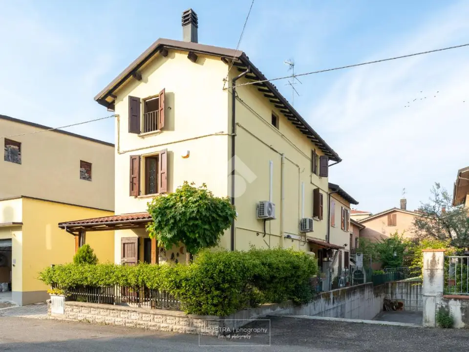 Casa semindipendente in vendita a Savignano Sul Panaro