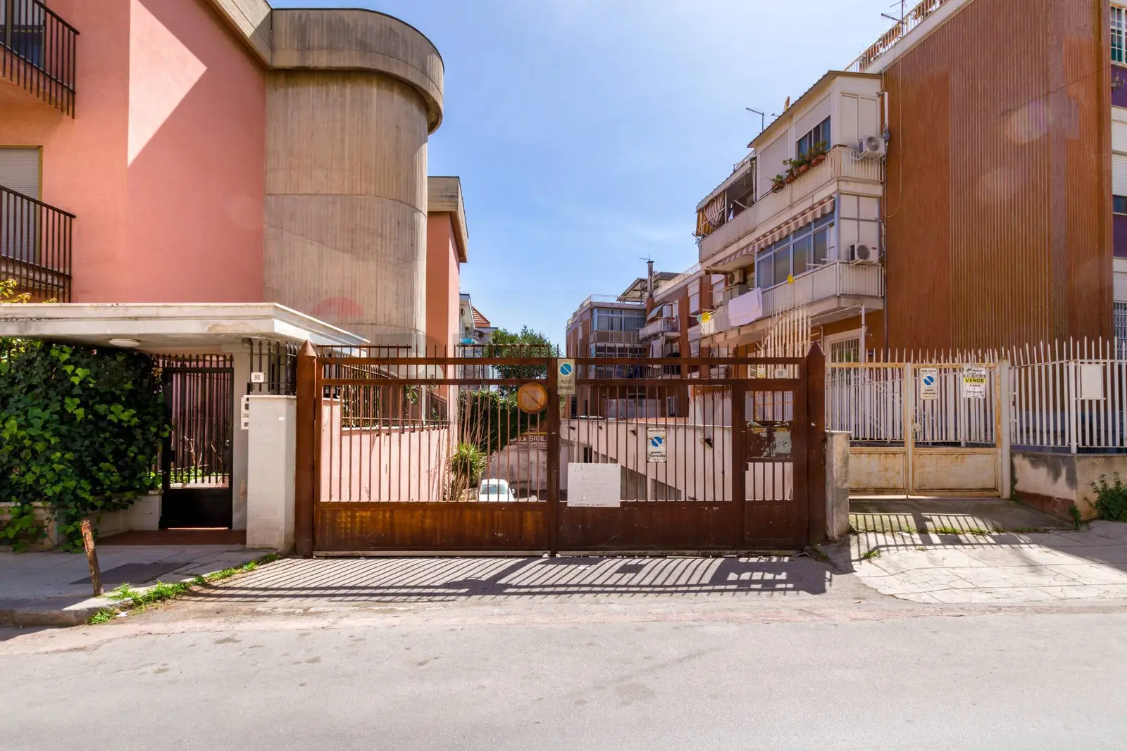 Locale Commerciale in Affitto a Palermo