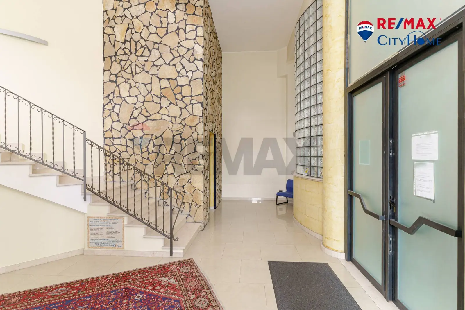 Stabile/Palazzo in Vendita a Aci Sant'Antonio