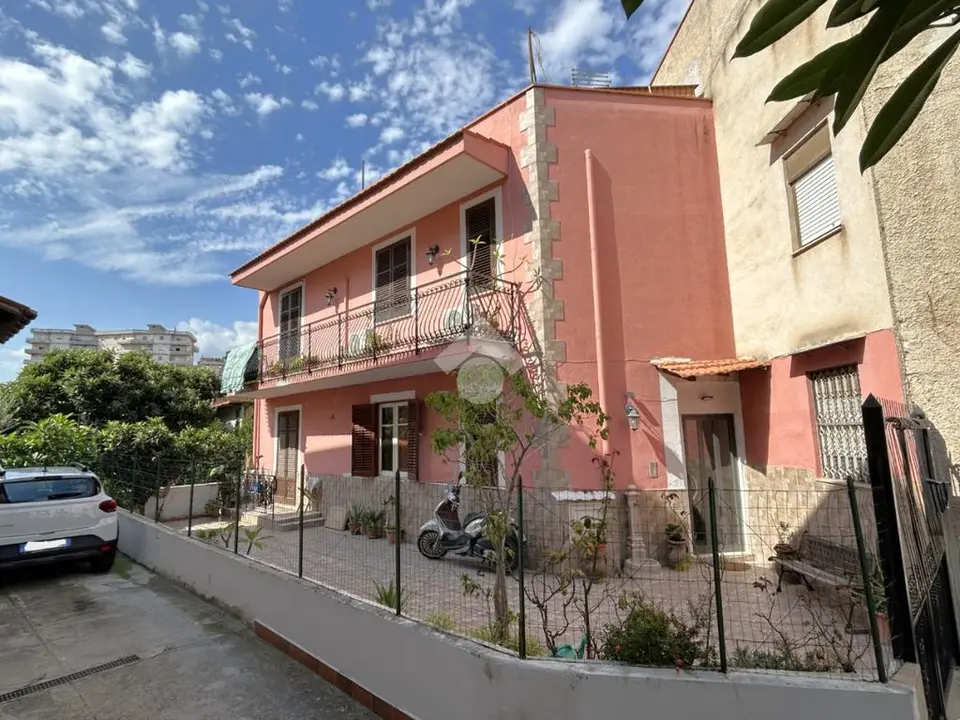 Trilocale in vendita a Palermo