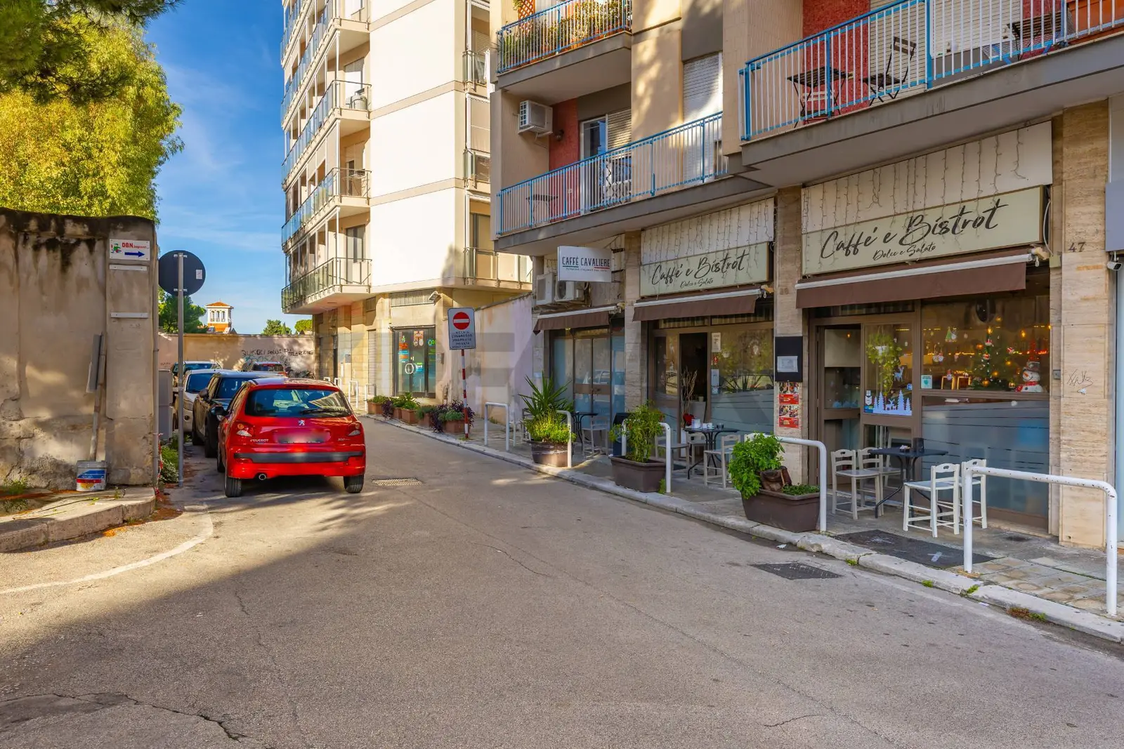 Locale Commerciale in Vendita a Bari