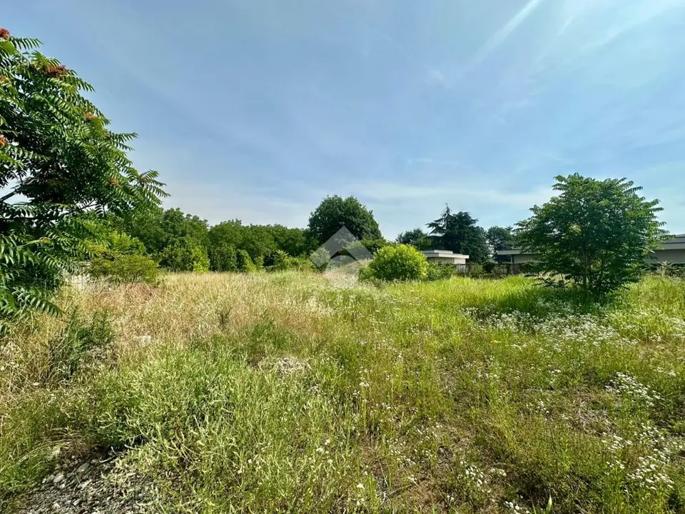 Ter. residenziale in vendita a Martinengo