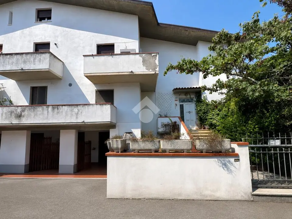 Porzione di quadrifamiliare in vendita a Pisa