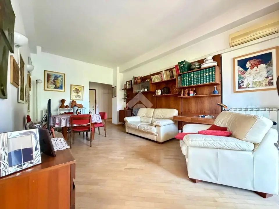 Quadrilocale in vendita a Roma