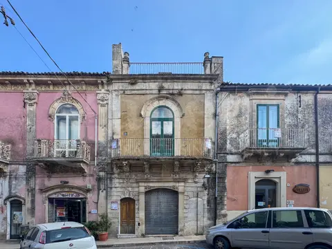 Palazzina in Vittorio Emanuele 83, Palazzolo Acreide (SR)