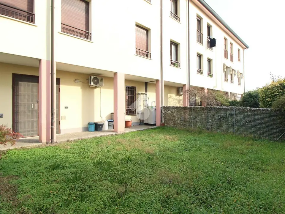 Trilocale in vendita a San Pietro In Casale